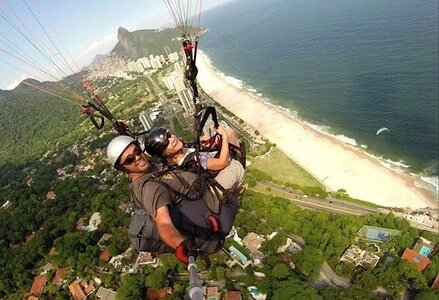 paragliding-rio-de-janeiro-1.jpg