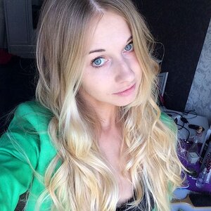 russian girl.jpg