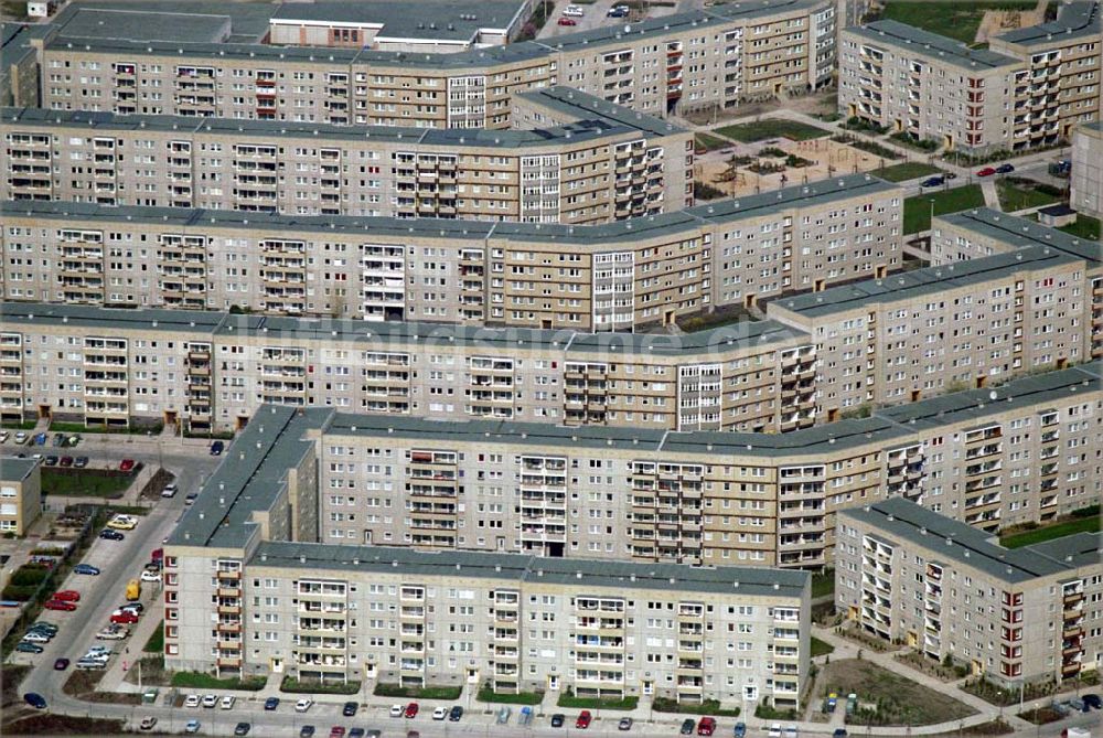 Berlin - Marzahn aus der Vogelperspektive: Wohnungssiedlung in Berlin - Marzahn.